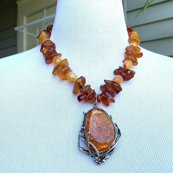 Genuine Baltic Amber necklace with Pendant - Picture 2 of 8